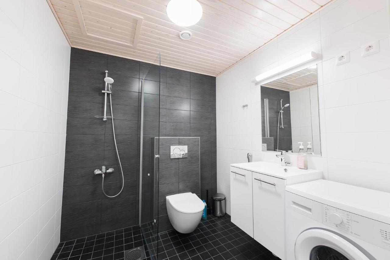 Forenom Serviced Apartments Vantaa Neilikkatie Bagian luar foto