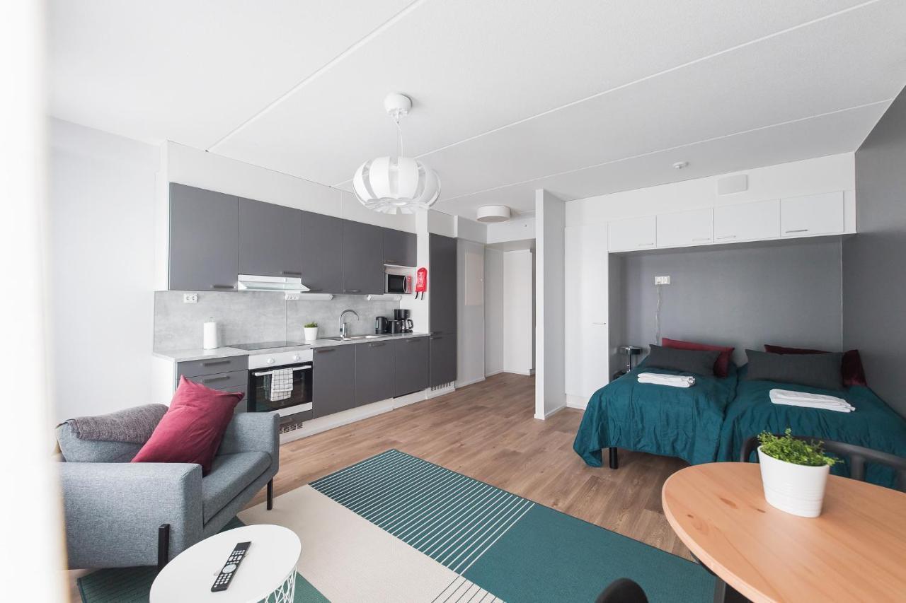 Forenom Serviced Apartments Vantaa Neilikkatie Bagian luar foto